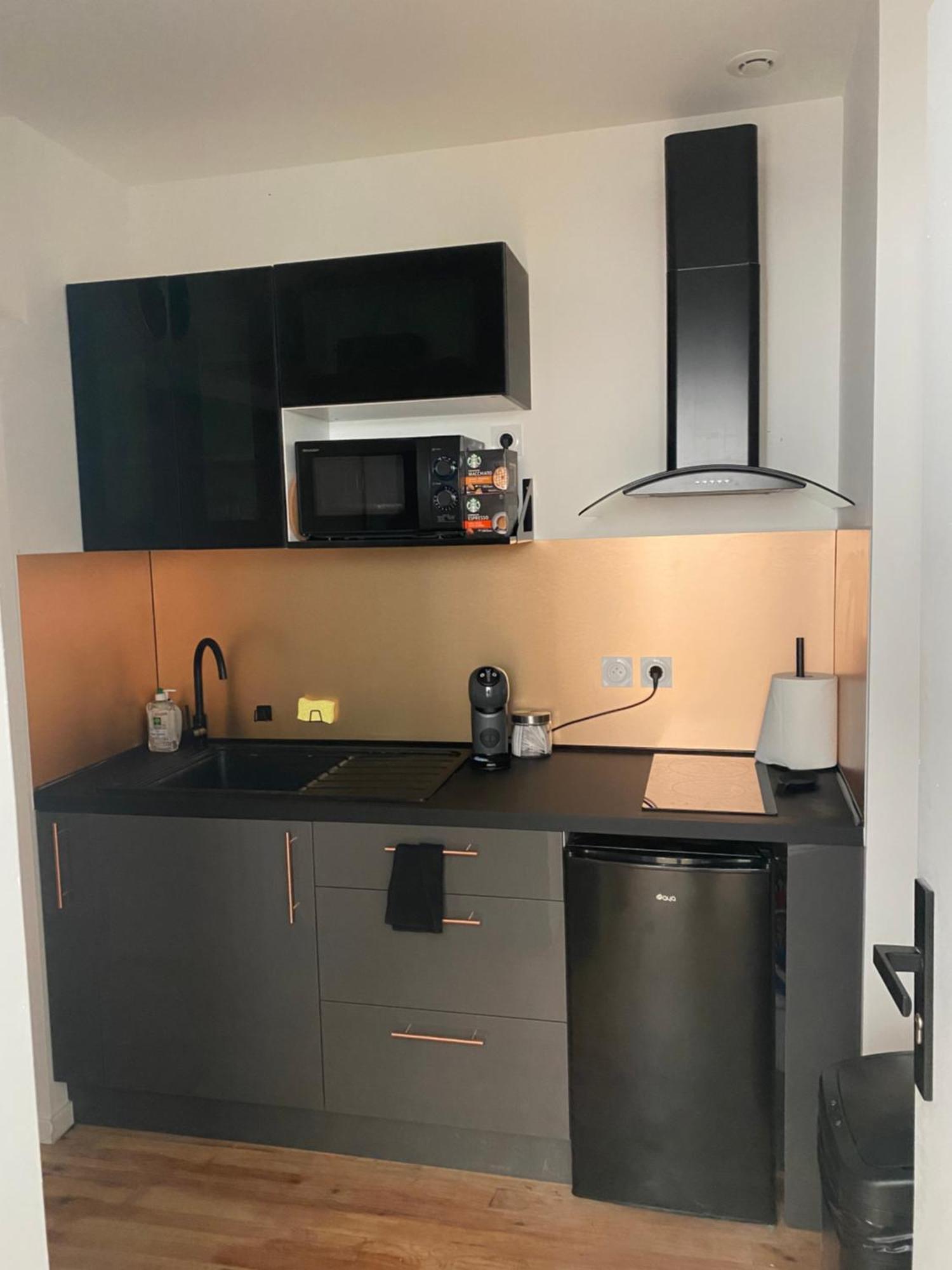 Apartment 3