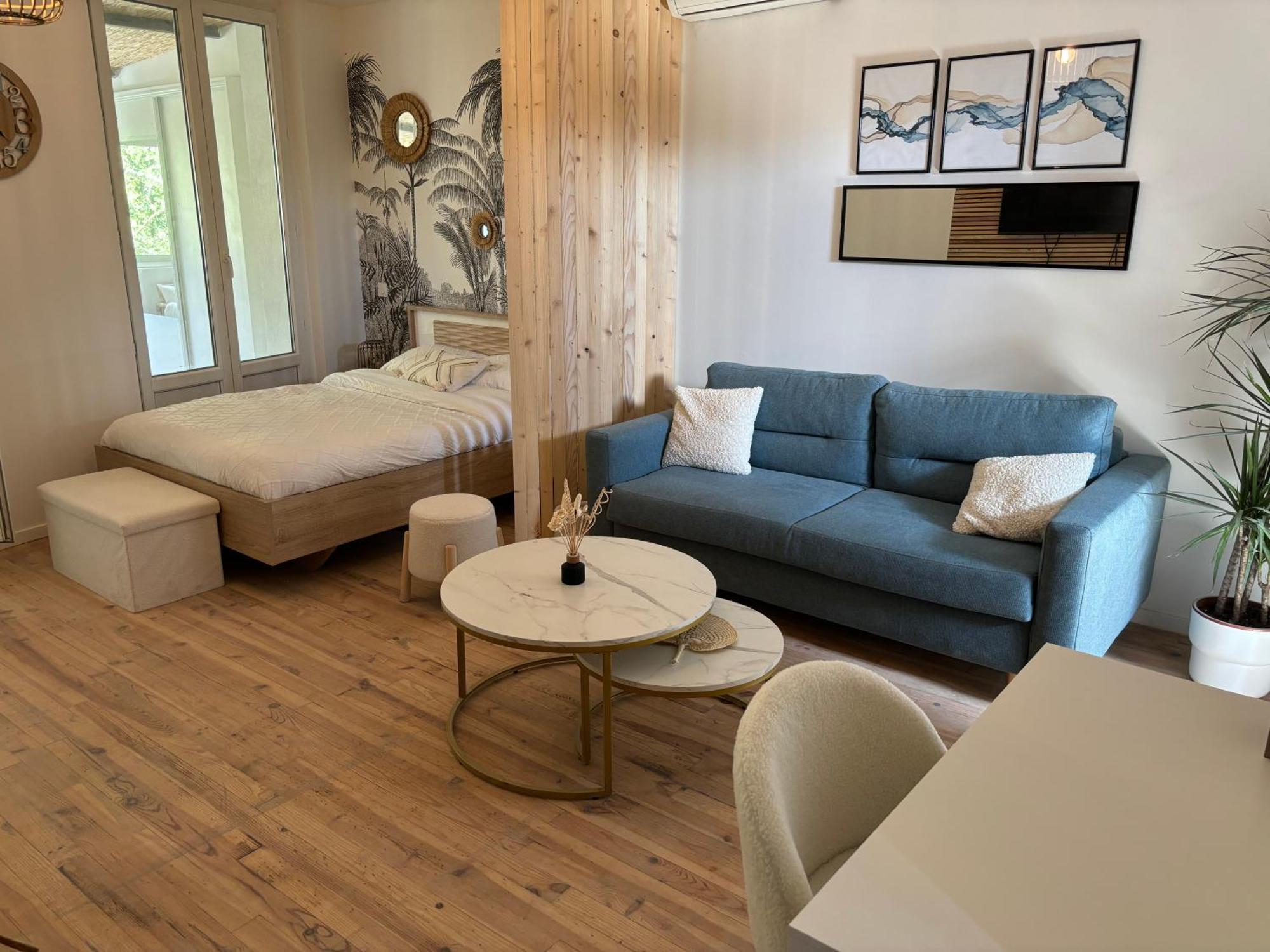 Apartment 3 *